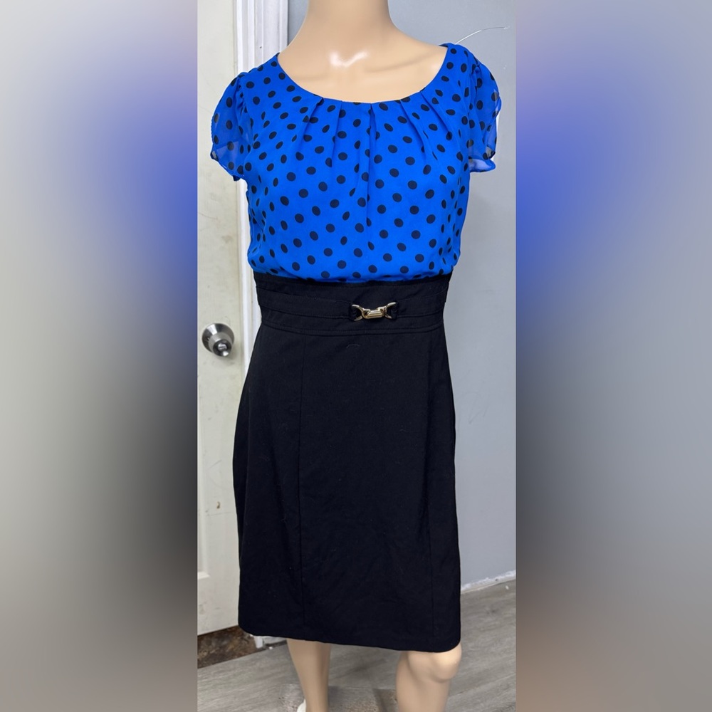 Elegant Black Pencil Skirt